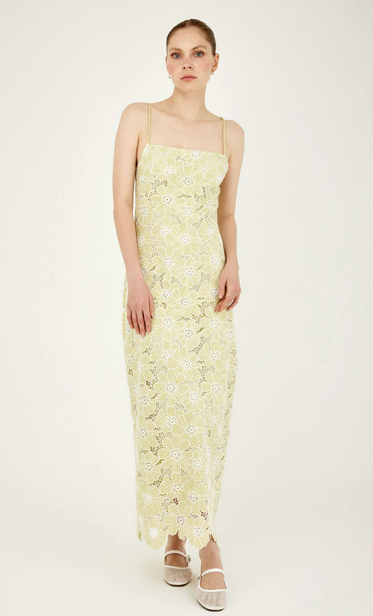 VESTIDO PANDURATA