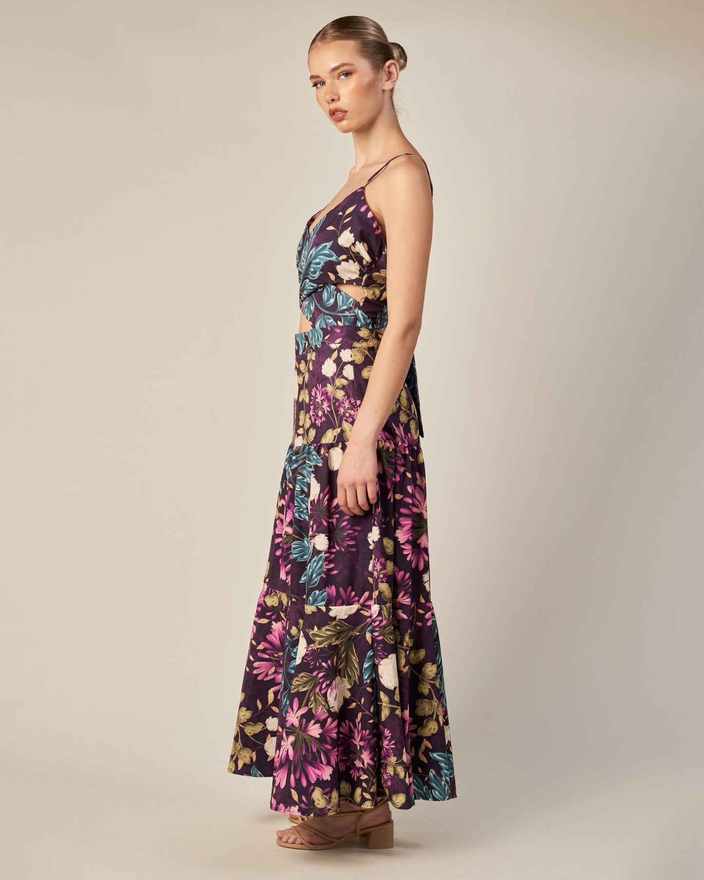 VESTIDO FLORAL TIRANTES