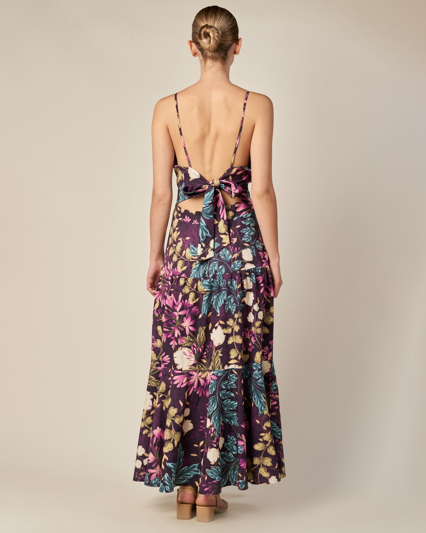 VESTIDO FLORAL TIRANTES