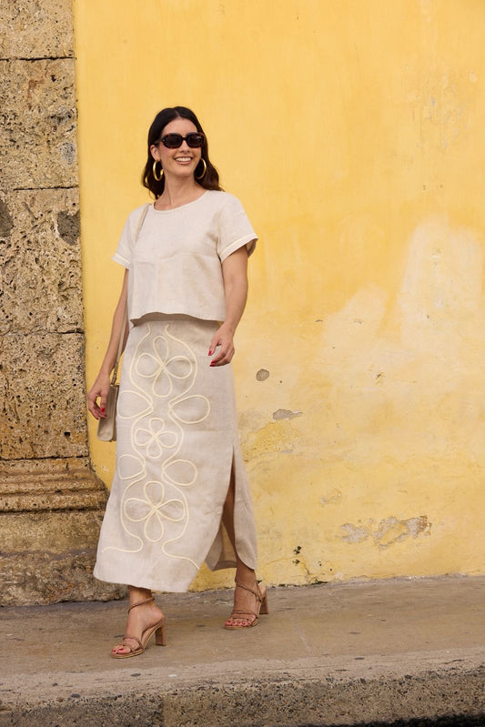 SET LINO CON BORDADO BEIGE