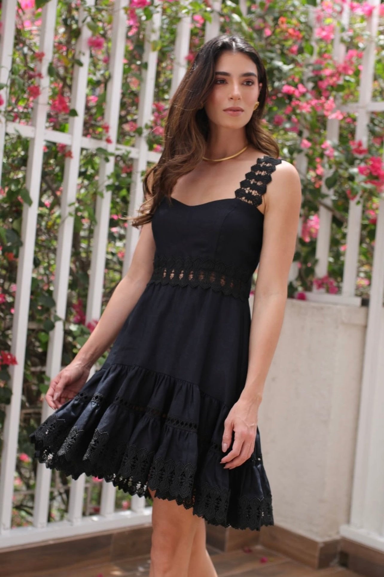 VESTIDO EN LINO NEGRO